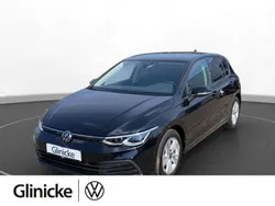Deep black perleffekt Gebraucht 2023 VW Golf VIII Life Limousine | 21.550 € (Fairer Preis)