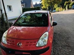 Rot Gebraucht 2010 Nissan Pixo Kleinwagen | 1.500 €