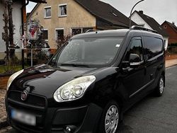 Schwarz Gebraucht 2011 Fiat Doblò Van / Kleinbus | 4.900 €