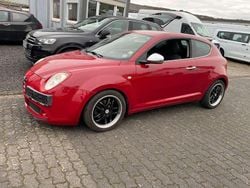 Rot Gebraucht 2013 Alfa Romeo MiTo Turismo Kleinwagen | 2.000 €