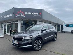 Grau Gebraucht 2022 Skoda Karoq Style SUV | 29.490 € (Etwas zu teuer)