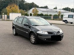 Schwarz Gebraucht 2006 Renault Mégane GrandTour Kombi | 1.199 € (Fairer Preis)