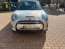 Silber Gebraucht 2021 Mini Cooper SE Kleinwagen | 15.990 € (Fairer Preis)