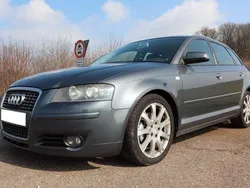 Grau Gebraucht 2004 Audi A3 Ambition Kleinwagen | 3.000 € (Teuer)