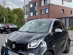 Schwarz Gebraucht 2017 Smart ForTwo Cabrio Cabrio | 11.990 € (Fairer Preis)