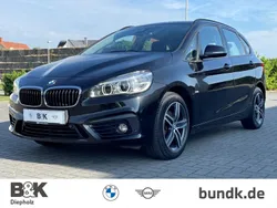 Schwarz Gebraucht 2016 BMW 218 Active Tourer Sport Line Van / Kleinbus | 18.490 € (Etwas zu teuer)