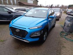 Blau Gebraucht 2019 Hyundai Kona Trend SUV | 8.900 €