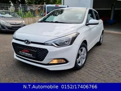 Weiß Gebraucht 2017 Hyundai i20 Kleinwagen | 5.999 € (Fairer Preis)