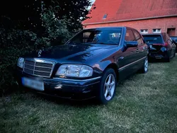 Schwarz Gebraucht 1994 Mercedes C280 Limousine | 2.200 €