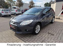 Grau Gebraucht 2011 Ford Focus Trend Kombi | 5.999 € (Etwas zu teuer)