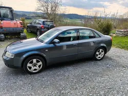 Grau Gebraucht 2001 Audi A4 Limousine | 2.299 € (Guter Preis)