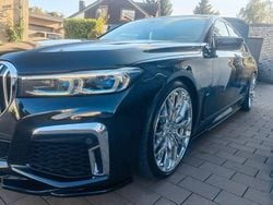 Schwarz Gebraucht 2020 BMW 730 M Sport Limousine | 44.250 € (Teuer)