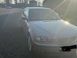 Grau Gebraucht 2004 BMW 320 Exclusive Kombi | 3.200 € (Superpreis)