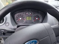 Grau Gebraucht 2009 Ford Fiesta Kleinwagen | 2.600 €