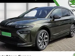 Grün Neu 2025 Skoda Enyaq iV SportLine SUV | 55.990 € (Teuer)