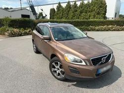 Gold Gebraucht 2011 Volvo XC60 SUV | 11.900 € (Fairer Preis)