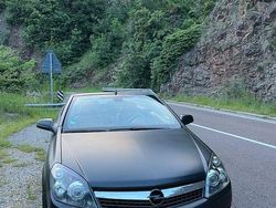 Schwarz Gebraucht 2007 Opel Astra Cabriolet S Cabrio | 4.999 € (Etwas zu teuer)