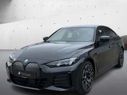 Black sapphire metallic Gebraucht 2025 BMW i4 Comfort Edition Limousine | 61.339 € (Teuer)