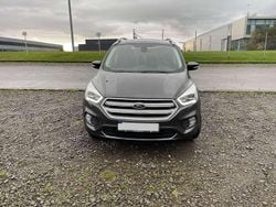 Grau Gebraucht 2019 Ford Kuga Titanium SUV | 15.800 € (Guter Preis)