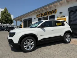 Solid white/weiß Gebraucht 2023 Jeep Avenger Altitude SUV | 19.900 € (Fairer Preis)