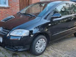 Schwarz Gebraucht 2007 VW Fox Kleinwagen | 1.800 €