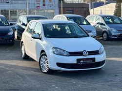 Weiß Gebraucht 2011 VW Golf VI Trendline Kleinwagen | 7.490 € (Fairer Preis)