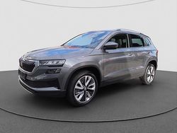 Graphitegrau Gebraucht 2024 Skoda Karoq Selection SUV | 30.240 € (Fairer Preis)