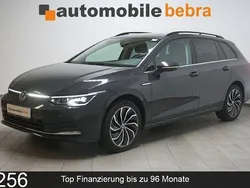 Grau Gebraucht 2022 VW Golf VIII Style Kombi | 20.490 € (Guter Preis)