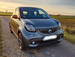 Grau Gebraucht 2017 Smart ForFour Prime Kleinwagen | 11.599 € (Etwas zu teuer)