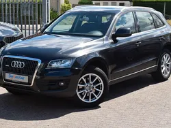 Grau Gebraucht 2010 Audi Q5 Comfort SUV | 7.990 € (Guter Preis)