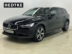 Schwarz Gebraucht 2023 Volvo V60 CC Plus Kombi | 37.990 € (Guter Preis)