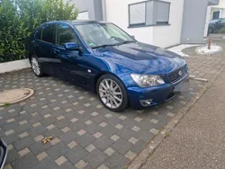 Blau Gebraucht 2004 Lexus IS200 Limousine | 9.199 € (Teuer)