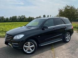 Schwarz Gebraucht 2011 Mercedes ML350 SUV | 19.900 € (Fairer Preis)
