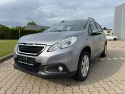 Grau Gebraucht 2016 Peugeot 2008 Active SUV | 8.499 € (Guter Preis)