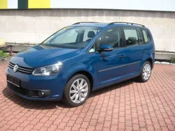 Blau Gebraucht 2012 VW Touran Trendline Van / Kleinbus | 5.650 € (Fairer Preis)
