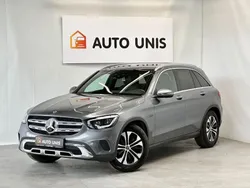Grau Gebraucht 2021 Mercedes GLC300e SUV | 33.915 € (Etwas zu teuer)