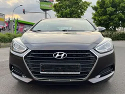Braun Gebraucht 2016 Hyundai i40 Kombi | 8.950 € (Guter Preis)