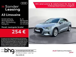 Florettsilber metallic Gebraucht 2024 Audi A3 Advanced Limousine | 28.930 € (Superpreis)
