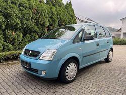 Blau Gebraucht 2005 Opel Meriva Van / Kleinbus | 3.398 € (Fairer Preis)