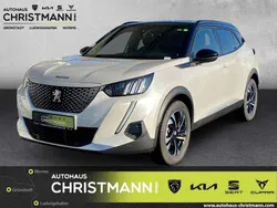 Lack weiss perlglänzend/typ au Gebraucht 2023 Peugeot e-2008 GT SUV | 23.990 € (Fairer Preis)