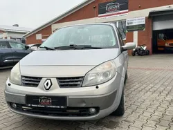 Renault Scénic II