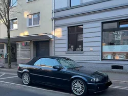 Blau Gebraucht 2001 BMW 320 Cabriolet M Sport Cabrio | 8.500 € (Etwas zu teuer)
