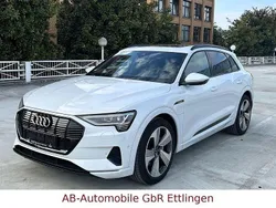 Gletscherweiß Gebraucht 2022 Audi e-tron Advanced SUV | 39.900 € (Fairer Preis)