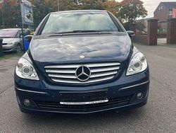 Schwarz Gebraucht 2006 Mercedes B200 Van / Kleinbus | 3.500 € (Fairer Preis)