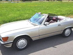 Grau Gebraucht 1987 Mercedes 560 Cabrio | 29.999 €