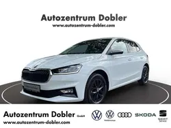 Moonweiß Gebraucht 2023 Skoda Fabia Style Kleinwagen | 22.440 € (Fairer Preis)