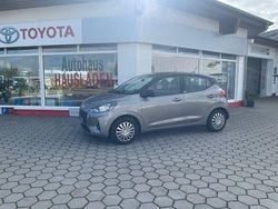 Braun Gebraucht 2020 Hyundai i10 Trend Kleinwagen | 9.500 € (Guter Preis)