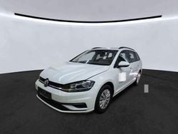 Weiß Gebraucht 2019 VW Golf VII Kombi | 10.900 € (Fairer Preis)