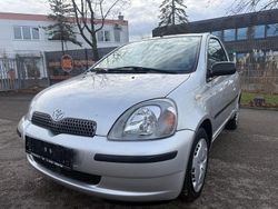 Silber Gebraucht 2002 Toyota Yaris Limousine | 1.990 € (Guter Preis)