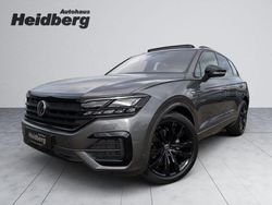 Siliziumgrau Gebraucht 2022 VW Touareg R-line SUV | 61.770 € (Teuer)